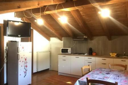 Appartement Casa Grazia à Magreglio Extérieur photo