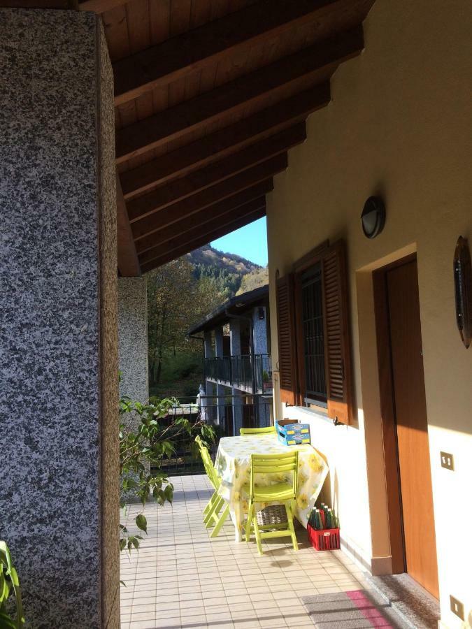 Appartement Casa Grazia à Magreglio Extérieur photo