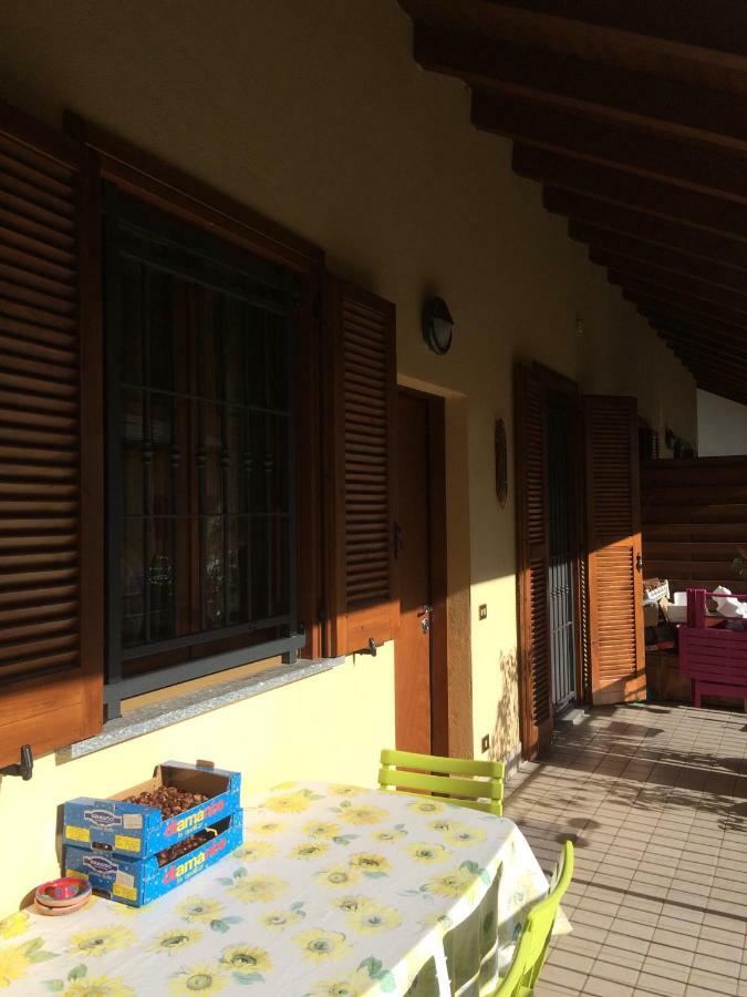 Appartement Casa Grazia à Magreglio Extérieur photo